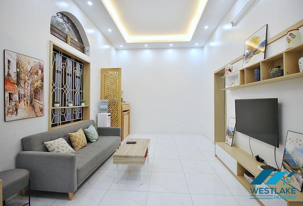 Một Ngôi Nhà 1 Phòng Ngủ Đẹp, Rông Thoáng Cho Thuê Tại Tây Hồ, Hà Nội