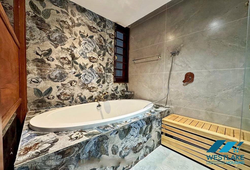 Garden 4 bedrooms house for rent in Tay Ho, Ha Noi