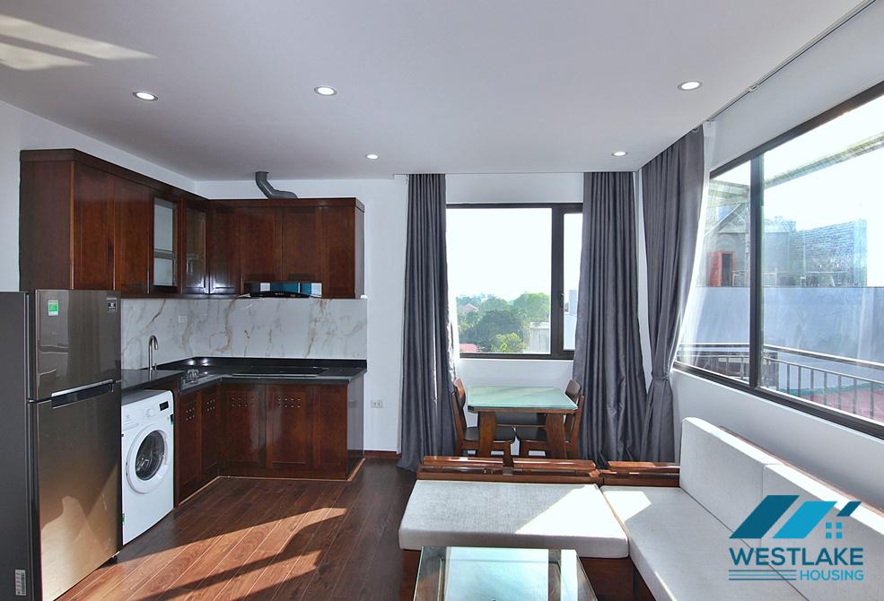 Lake view one bedroom apartment for rent in Xuan Dieu, Tay Ho