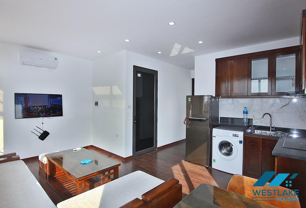 Lake view one bedroom apartment for rent in Xuan Dieu, Tay Ho