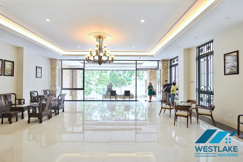 Cho Thuê Văn Phòng, Quán Cafe, Rông Thoáng View Hồ Tại Vũ Miên Tây Hồ, Hà Nội