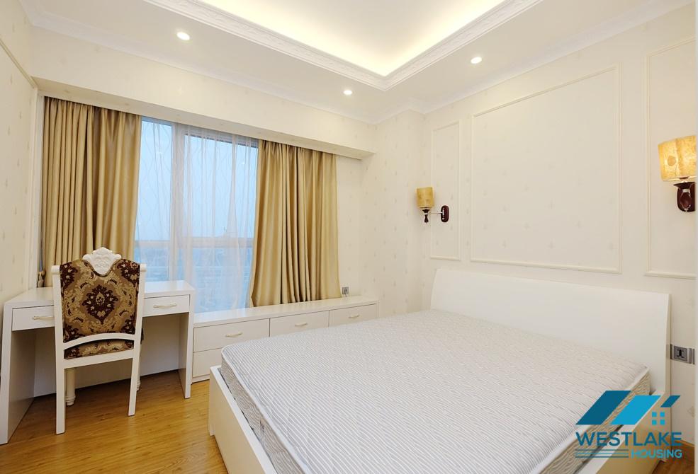 Cho thuê căn hộ 3 phòng ngủ 154m2 sang trọng tại Ciputra, Hà Nội