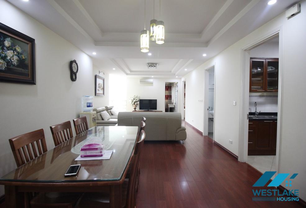 Cho thuê căn hộ 3 phòng ngủ giá rẻ tại Ciputra, Tây Hồ