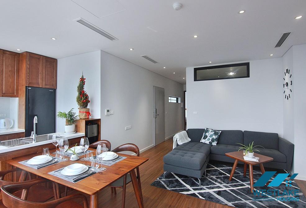 02-bedroom apartment on the top floor with breathtaking lake view on Tu Hoa street, Tay Ho, Ha Noi