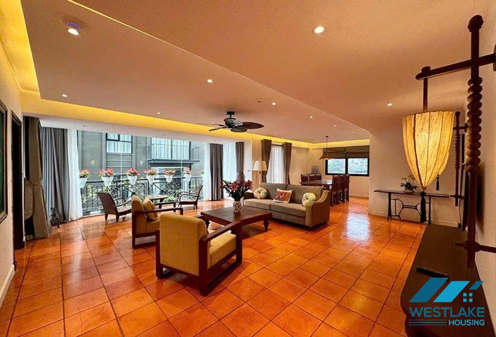 Newly renovated 03 bedrooms apartment for rent in Truc Bach area, Ba Dinh, Ha Noi
