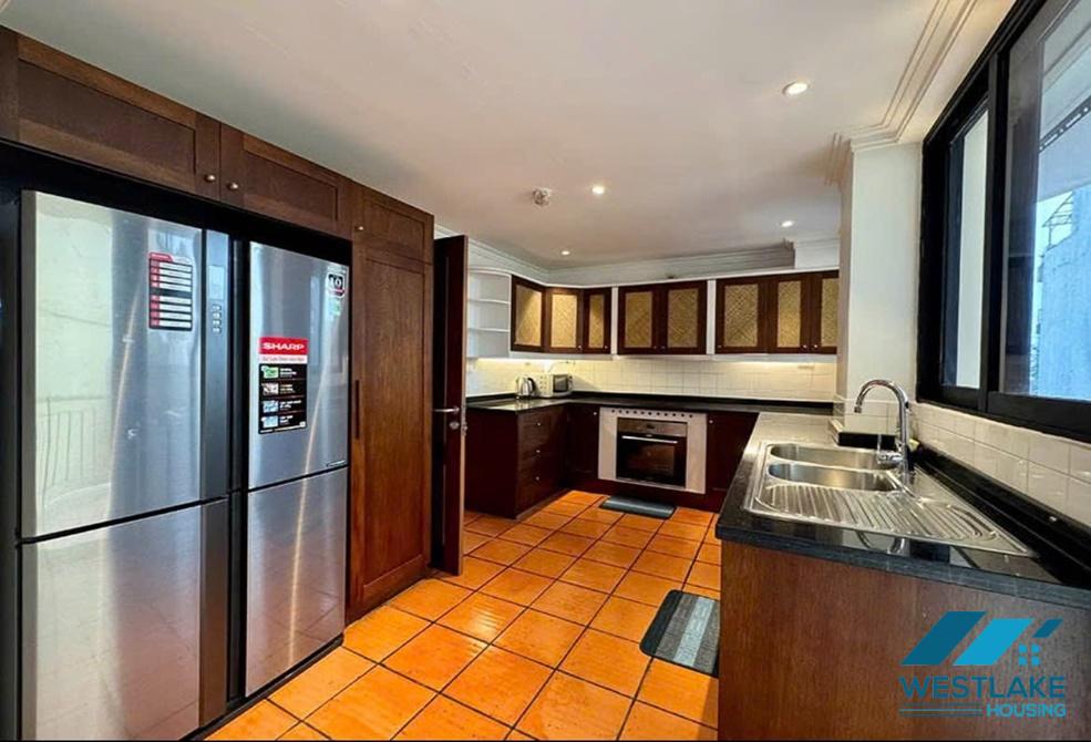 Newly renovated 03 bedrooms apartment for rent in Truc Bach area, Ba Dinh, Ha Noi