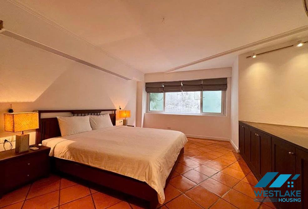 Newly renovated 03 bedrooms apartment for rent in Truc Bach area, Ba Dinh, Ha Noi