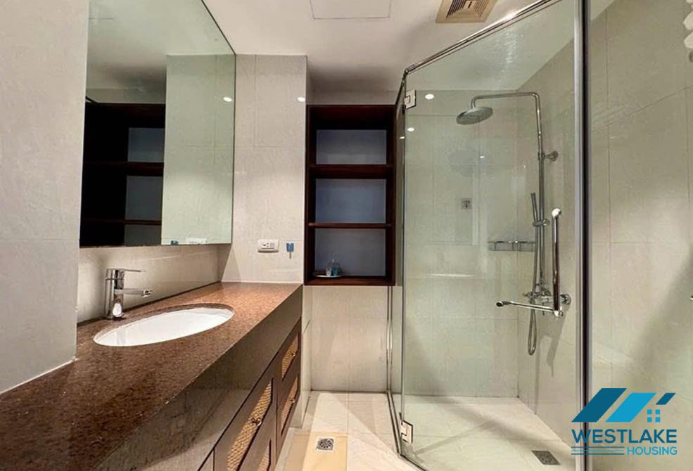 Newly renovated 03 bedrooms apartment for rent in Truc Bach area, Ba Dinh, Ha Noi