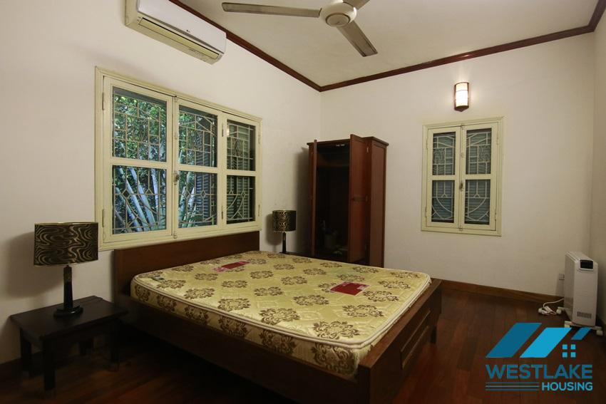 Nhà 2 phòng ngủ cho thuê tại đường Lương Yên quận Hai Bà Trưng