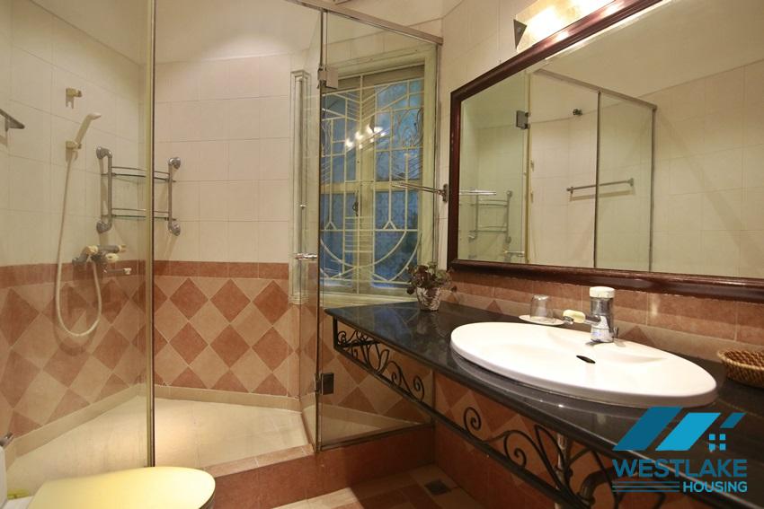 Nhà 2 phòng ngủ cho thuê tại đường Lương Yên quận Hai Bà Trưng