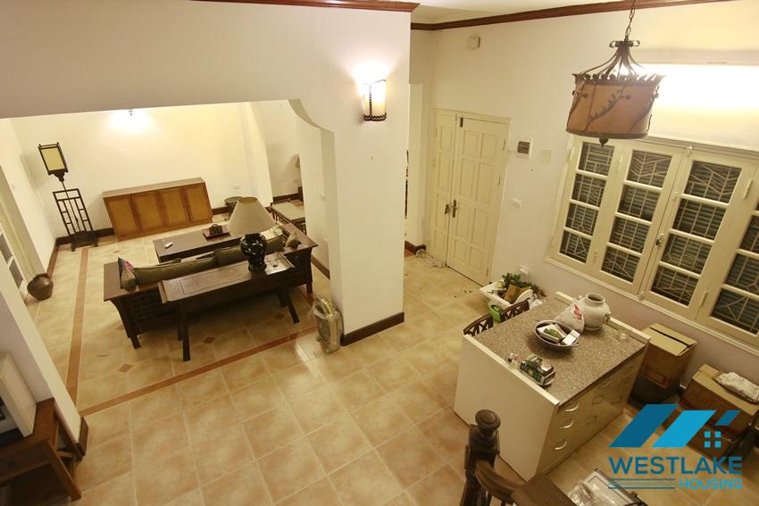Nhà 2 phòng ngủ cho thuê tại đường Lương Yên quận Hai Bà Trưng
