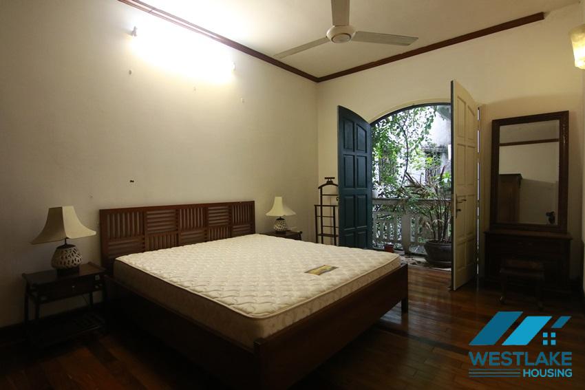 Nhà 2 phòng ngủ cho thuê tại đường Lương Yên quận Hai Bà Trưng