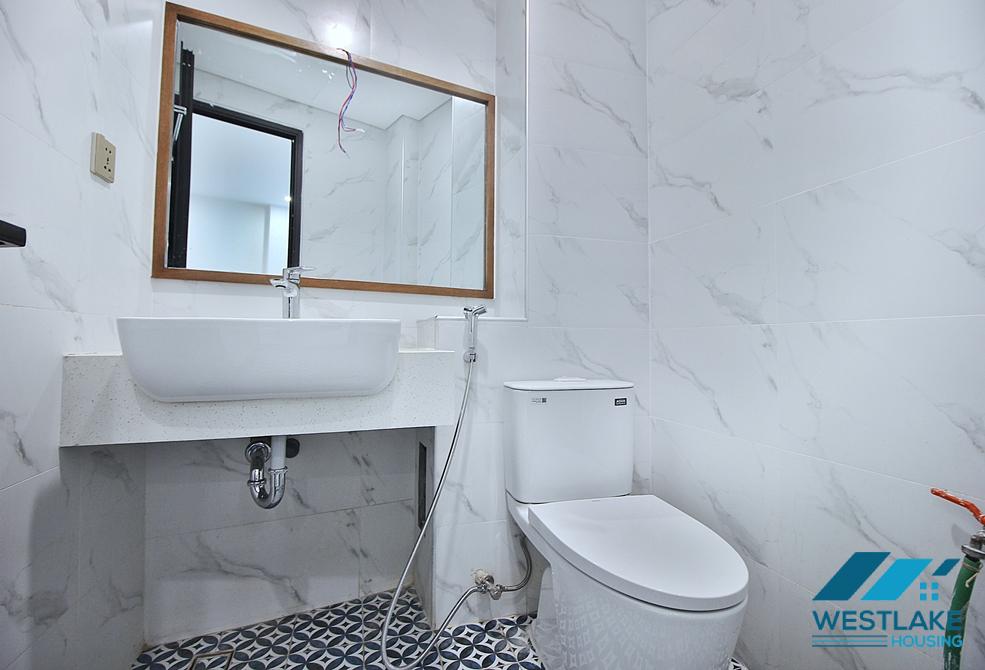 Brand new and lake view office for rent in Tay Ho, Ha Noi