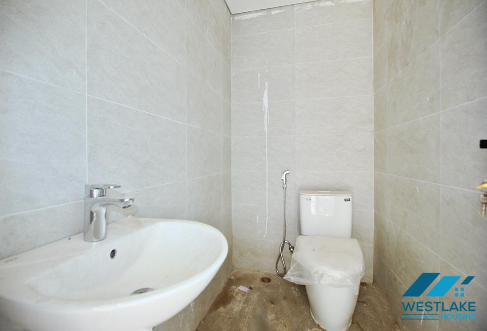Lake view and bright office for rent in Tay Ho, Ha Noi