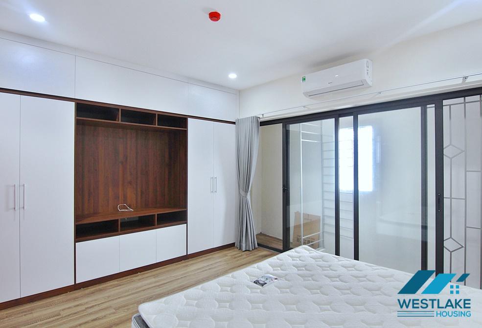 A spacious and bright 1 bedroom apartment in Tay ho area