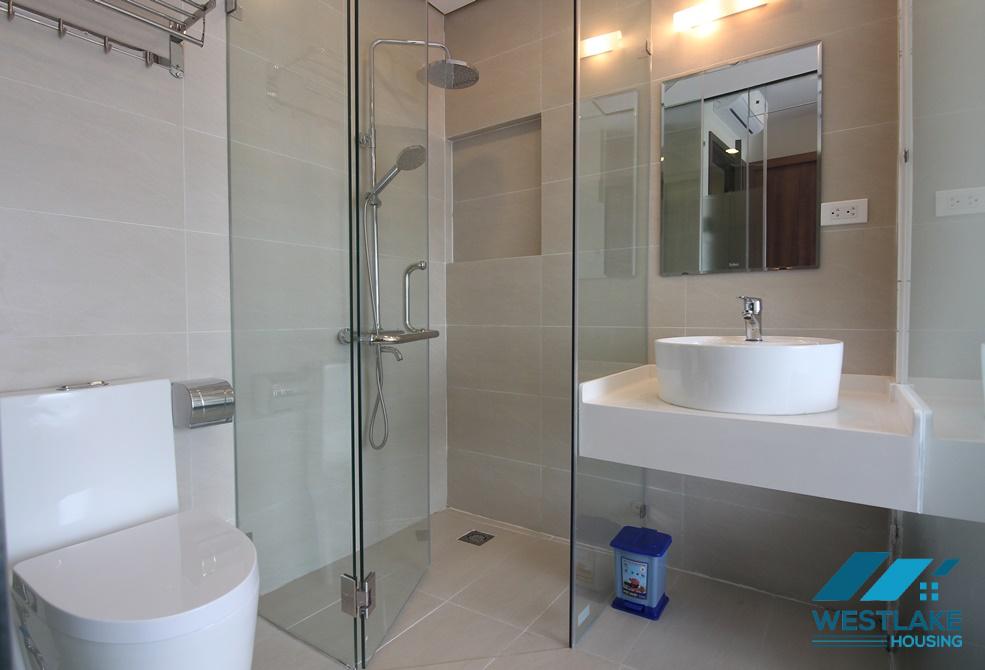 A bright and cozy 2 bedroom apartment for rent in Tay ho