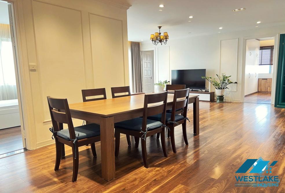 A good quality 04 bedrooms apartment for rent in E4 Tower, Ciputra, Tay Ho, Hanoi