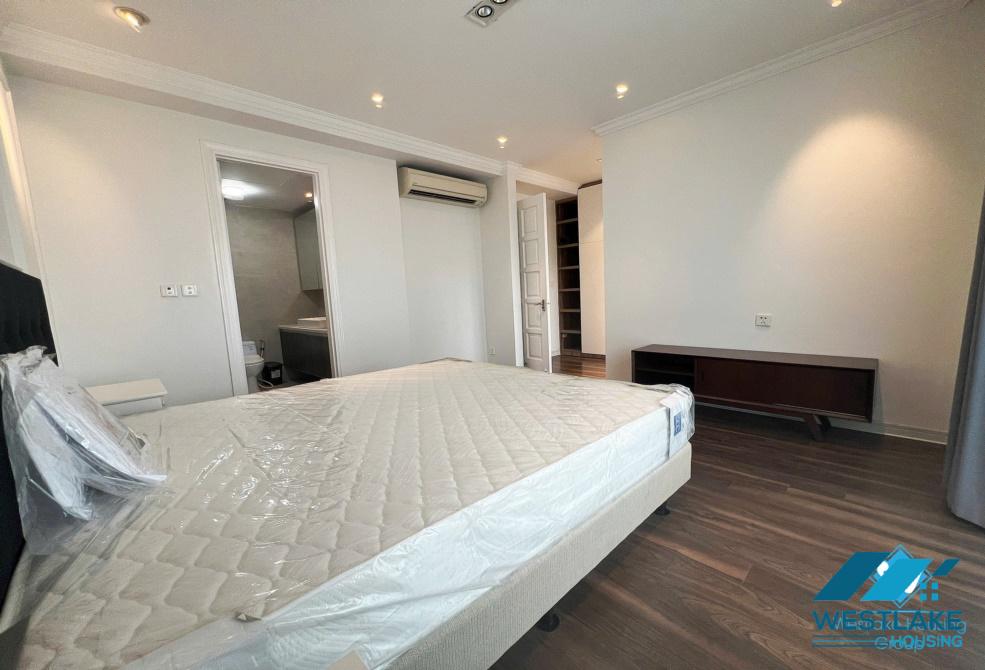 A good quality 04 bedrooms apartment for rent in E4 Tower, Ciputra, Tay Ho, Hanoi