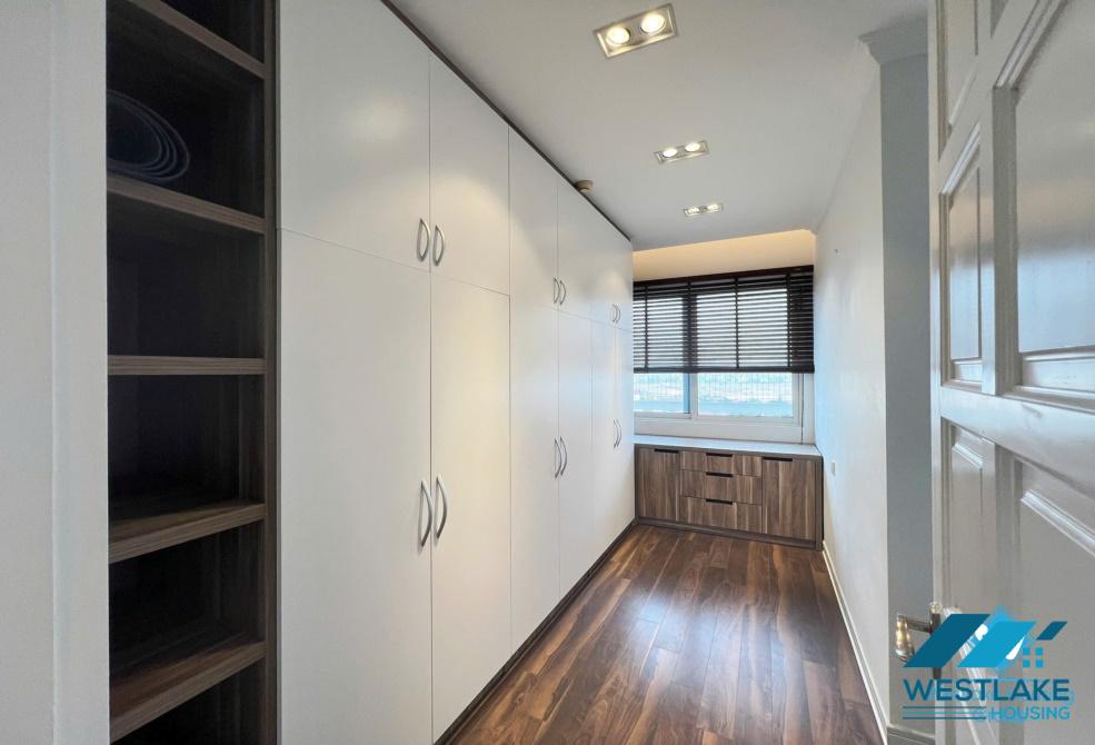 A good quality 04 bedrooms apartment for rent in E4 Tower, Ciputra, Tay Ho, Hanoi