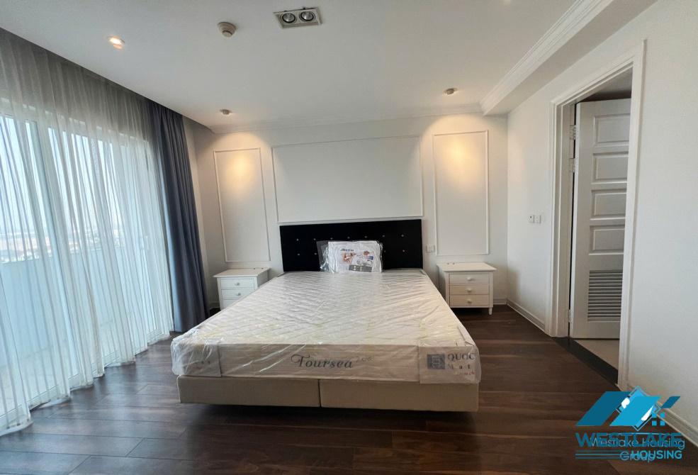 A good quality 04 bedrooms apartment for rent in E4 Tower, Ciputra, Tay Ho, Hanoi