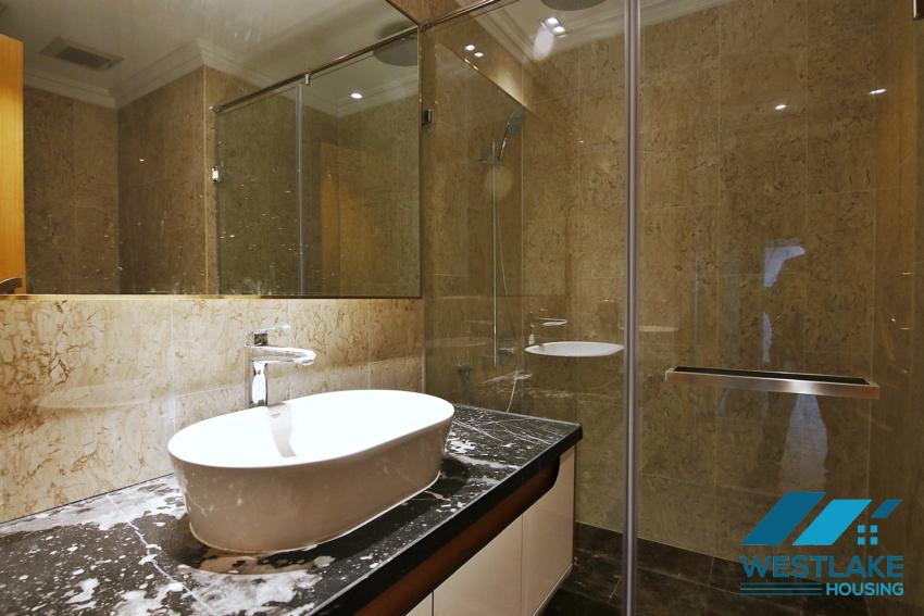  President Suite PENT-HOUSE with grand living room/ reception area. Central location+full services