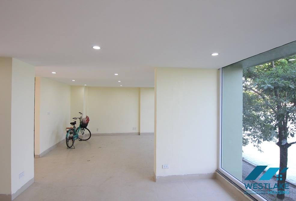 Cho Thuê Văn Phòng 2 San Thông 170m2  View Hồ Tại Trung Tâm Tây Hồ, Hà Nội