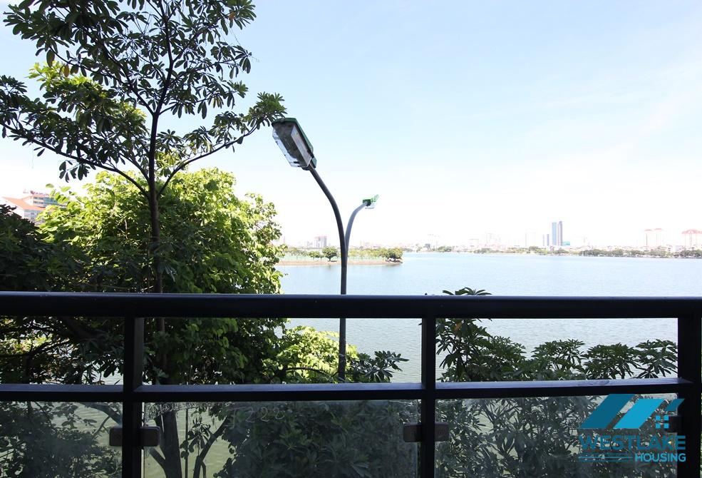 Cho Thuê Văn Phòng 2 San Thông 170m2  View Hồ Tại Trung Tâm Tây Hồ, Hà Nội
