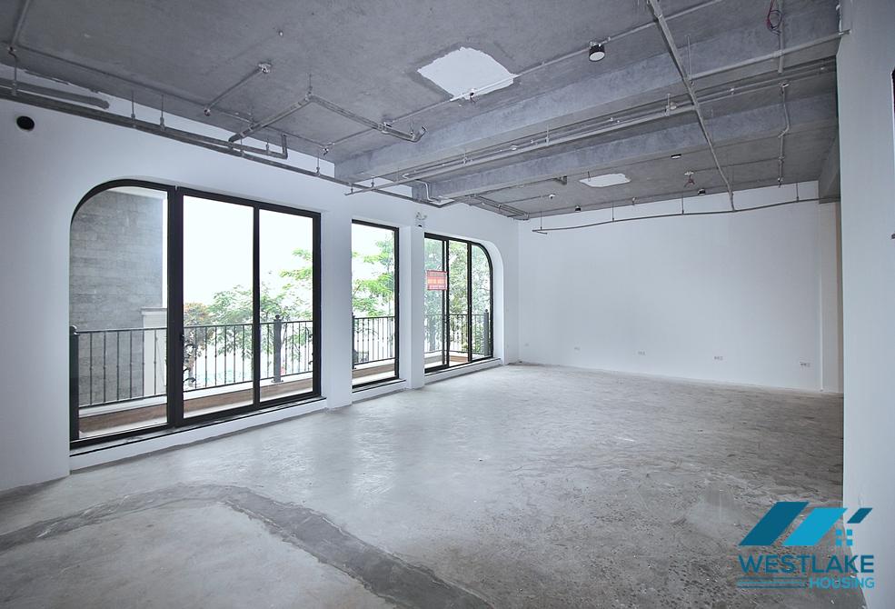 Cho Thuê Văn Phòng Hoặc Quán Cà Phê View Hồ Tại Tô Ngọc Vân, Tây Hồ