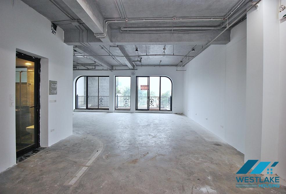 Cho Thuê Văn Phòng Hoặc Quán Cà Phê View Hồ Tại Tô Ngọc Vân, Tây Hồ