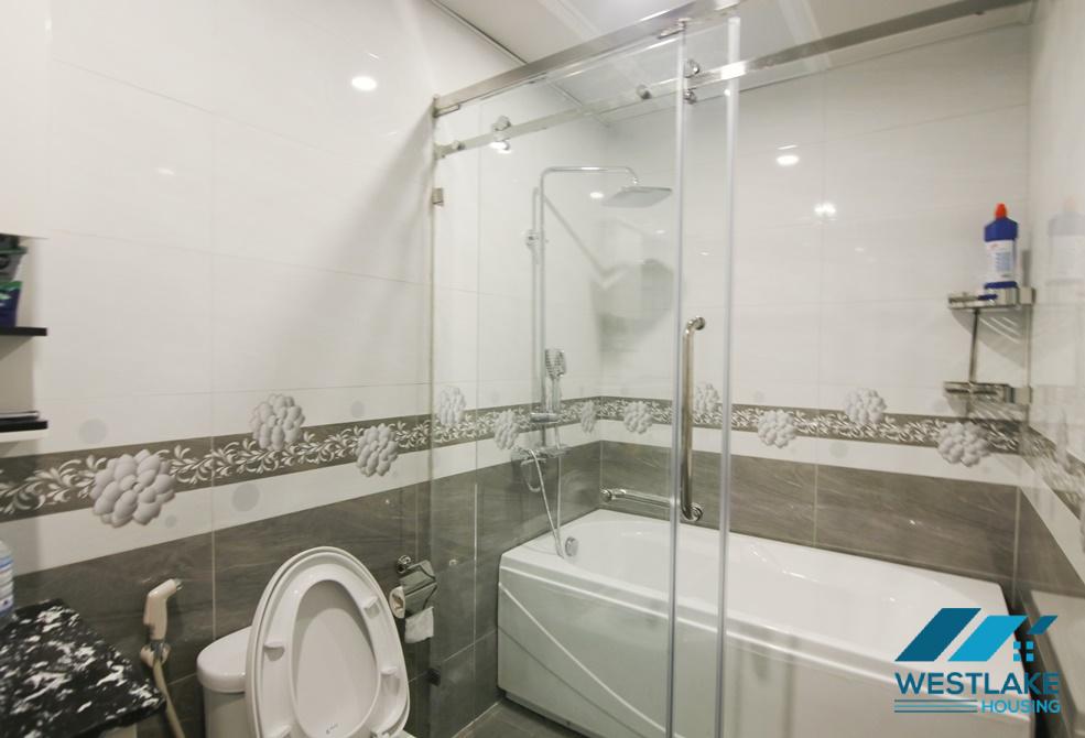 Cho thuê nhà 3 phòng ngủ tại Ngọc Thụy gần trường quốc tế Pháp.
