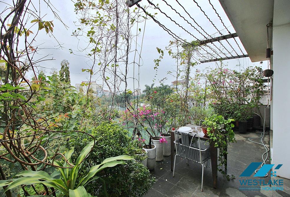 Spacious one bedroom apartment for rent on Tay Ho street