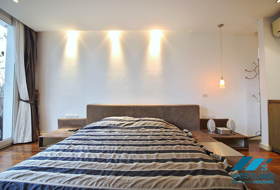Spacious one bedroom apartment for rent on Tay Ho street