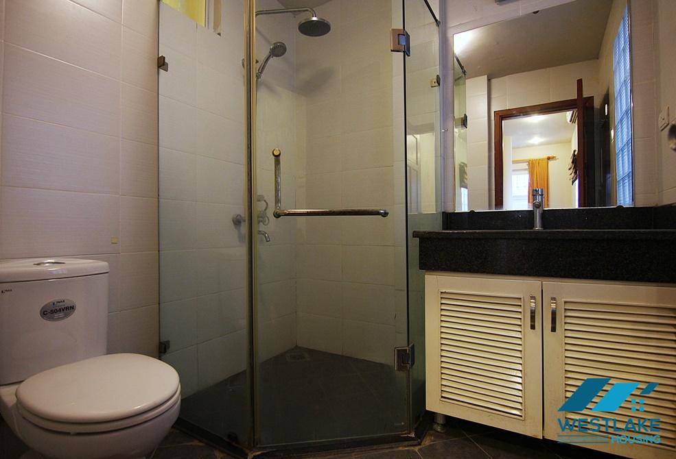 Nice 2 bedrooms apartment for lease in Tu Hoa st, Tay Ho, Hanoi