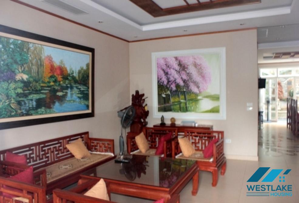 Nhà đẹp, sáng sủa cho thuê tại Ciputra, Tây Hồ, Hà Nội