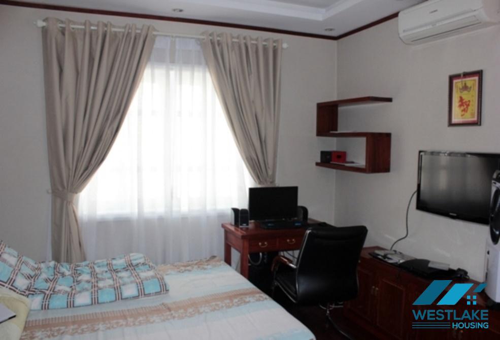 Nhà đẹp, sáng sủa cho thuê tại Ciputra, Tây Hồ, Hà Nội