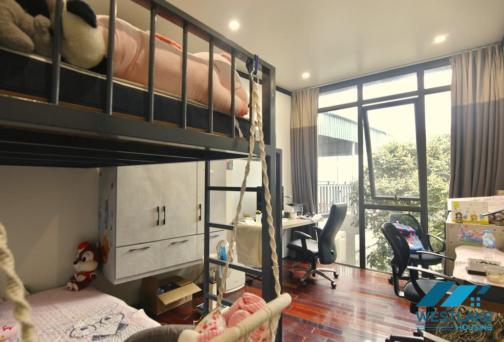 Nhà ven sông 2 phòng ngủ cho thuê tại Ngọc Thụy ,Long Biên