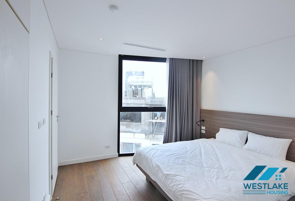 Morden lake view 2 bedrooms for rent in main street To Ngoc Van