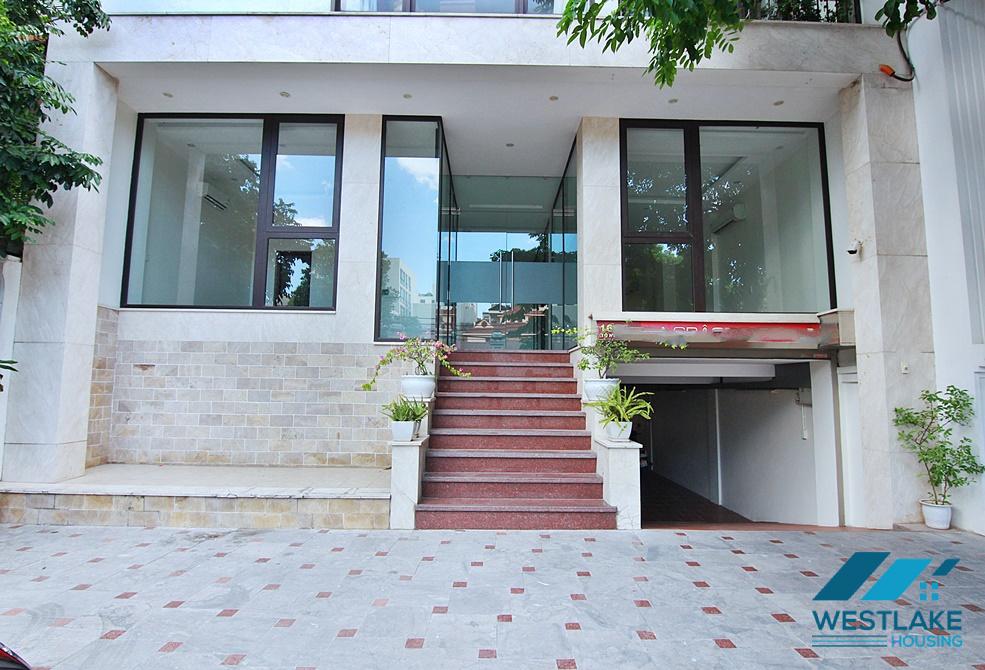 Cho Thuê Văn Phòng Hoặc Cửa Hàng Tại Phố Tô Ngọc Vân, Tây Hồ