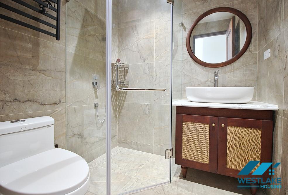 Lake view, new three bedrooms apartment for lease in Tu Hoa st, Tay Ho