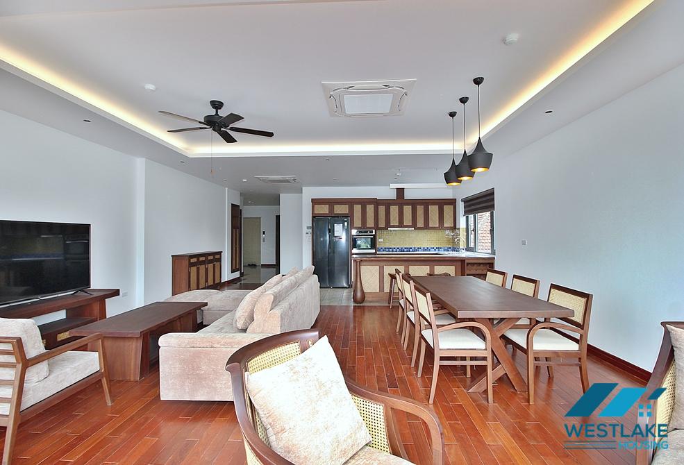 Lake view, new three bedrooms apartment for lease in Tu Hoa st, Tay Ho