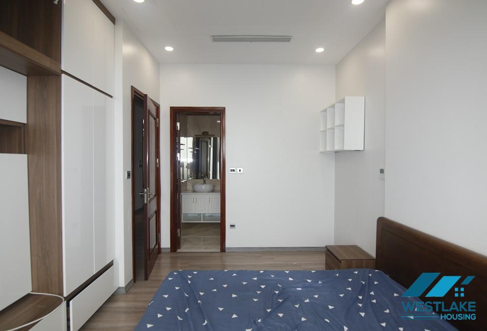 Cho thuê căn hộ 3 phòng ngủ hiện đại tại Sun Plaza, Thụy Khuê, Ba Đình