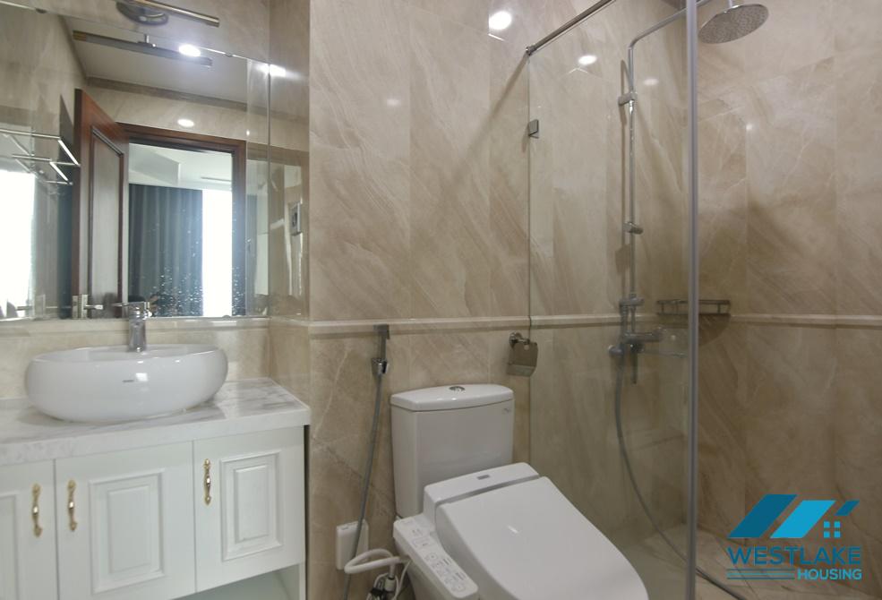 Cho thuê căn hộ 3 phòng ngủ hiện đại tại Sun Plaza, Thụy Khuê, Ba Đình