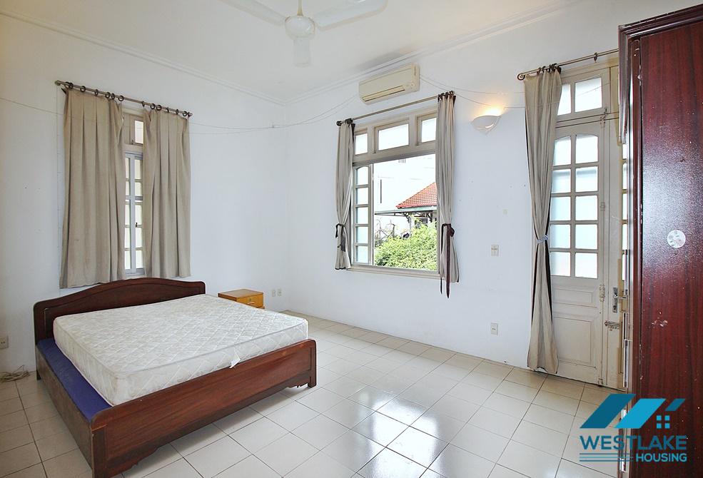 An affordable 4 bedroom house in Tu hoa, Tay ho