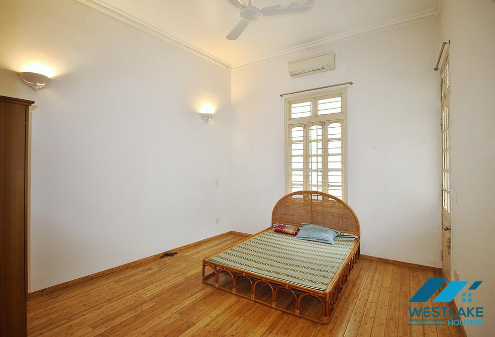 An affordable 4 bedroom house in Tu hoa, Tay ho