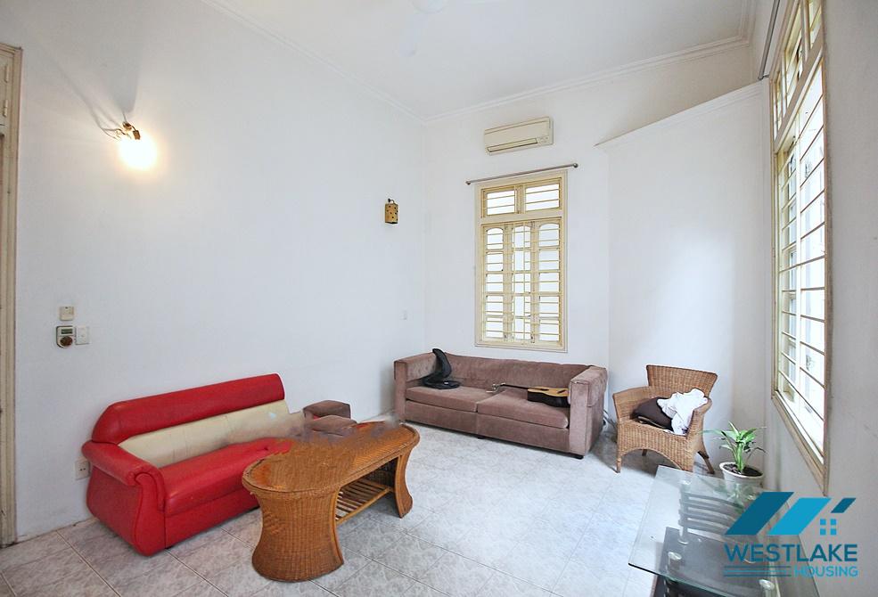 An affordable 4 bedroom house in Tu hoa, Tay ho