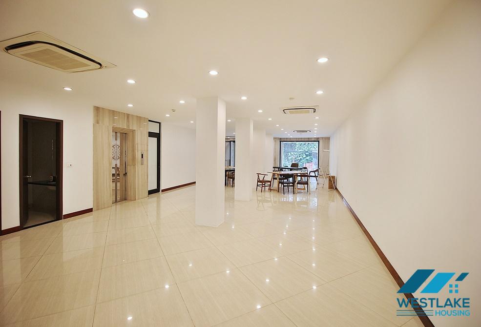 Spacious an office for rent in To Ngoc Van street, Tay Ho, Ha Noi