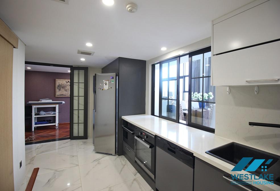 Cho thuê căn hộ 3 phòng ngủ tuyệt đẹp tại Pentstudio, đường Lạc Long Quân