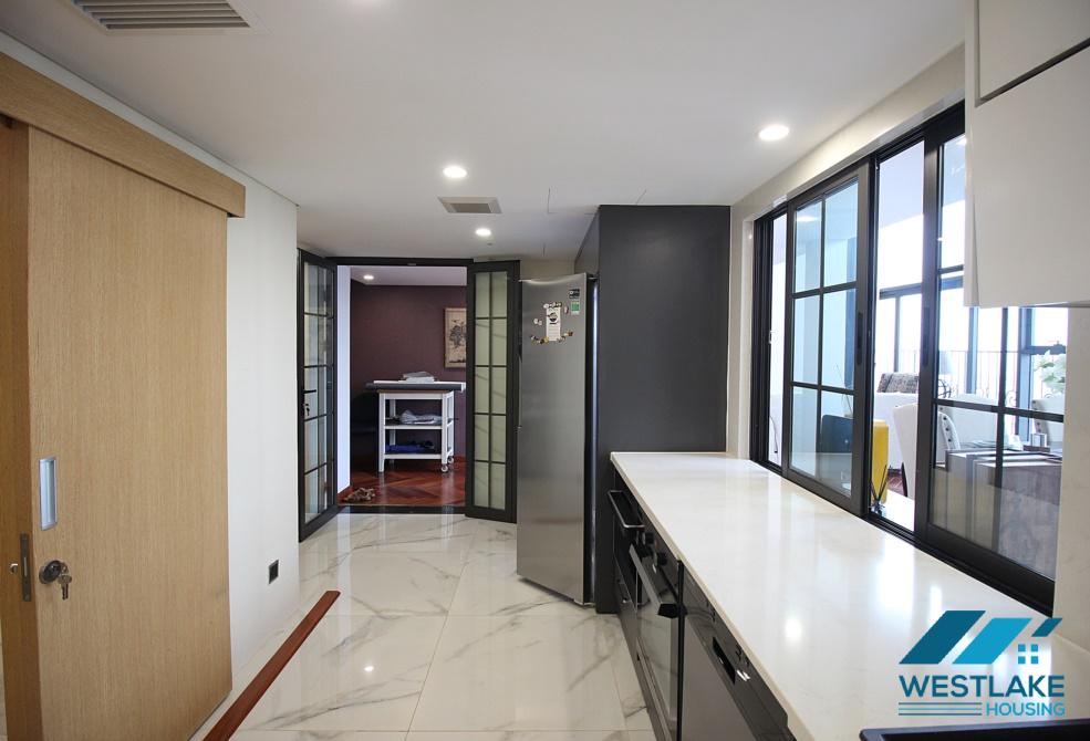 Cho thuê căn hộ 3 phòng ngủ tuyệt đẹp tại Pentstudio, đường Lạc Long Quân