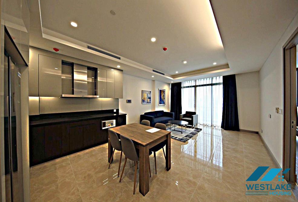 Cho thuê căn hộ 2 phòng ngủ chất lượng cao tại tòa nhà Sun Grand, Thụy Khuê