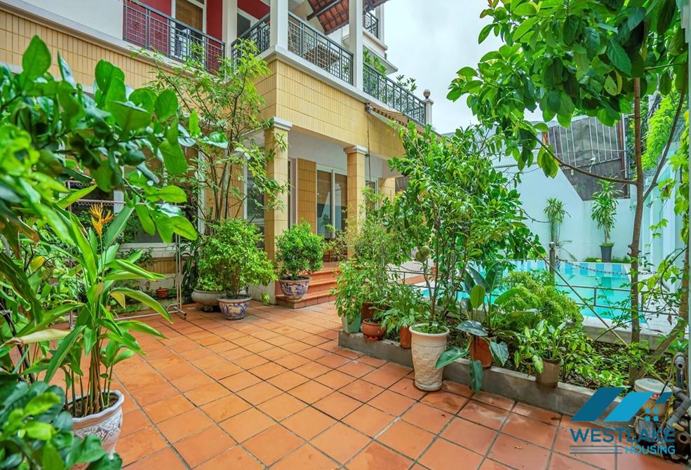 Nhà Đẹp 4 Phòng Ngủ Có Hồ Bơi Ngoài Trời Cho Thuê Tại Tây Hồ, Hà Nội
